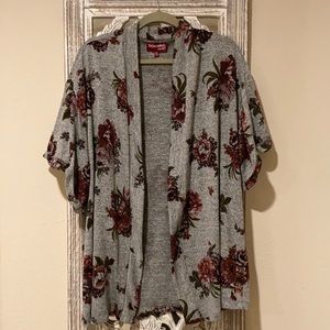 Women’s plus size 2x grey floral sweater jacket